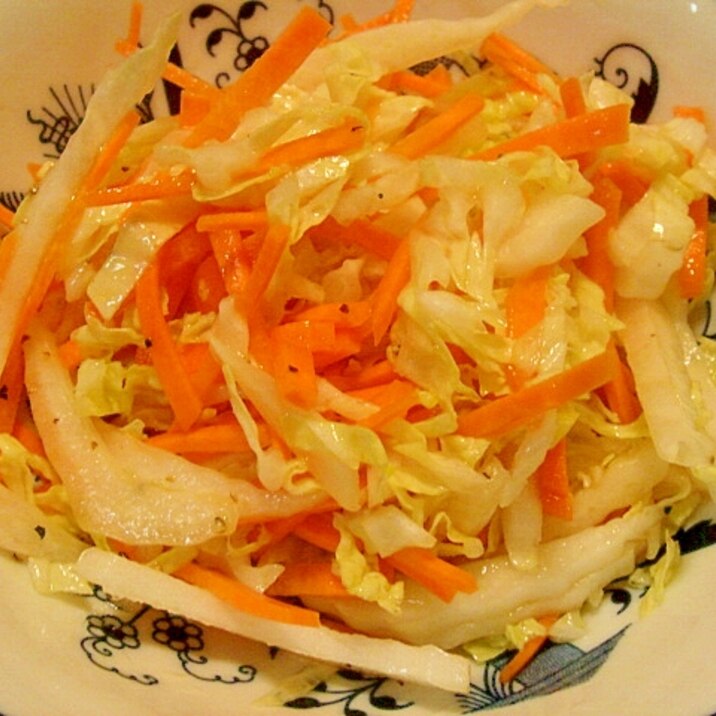 白菜と人参の簡単サラダ
